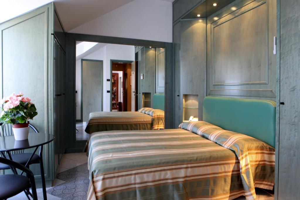 Da Oe Vittorio Srl Hotel